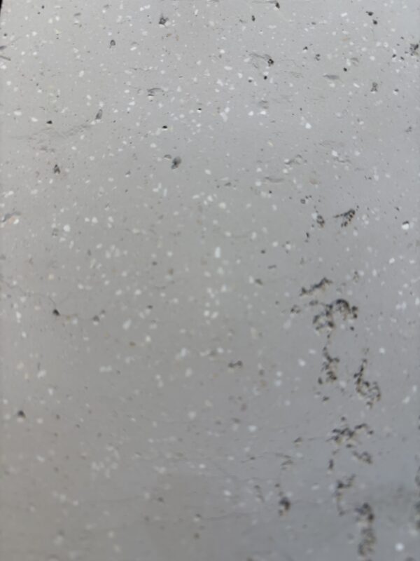 HOWLITE